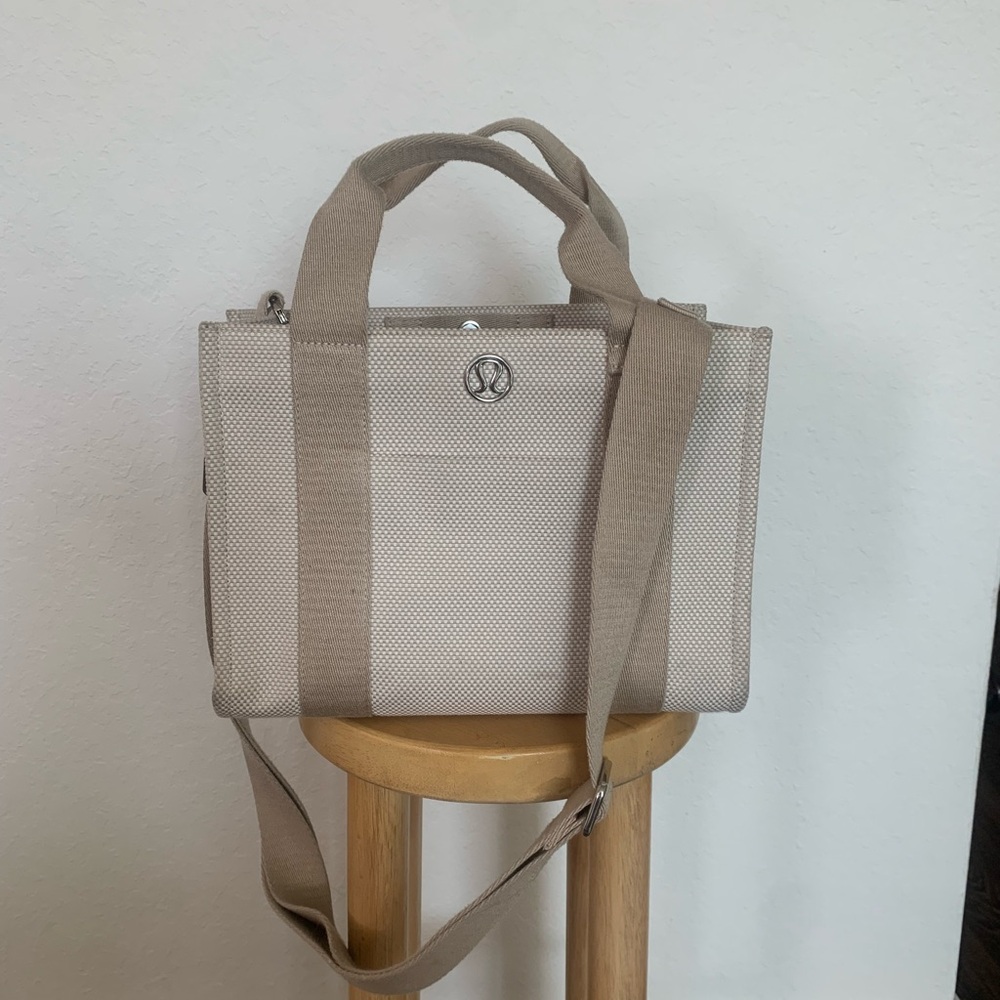 Lululemon Two Tone Canvas Tote Bag Mini 4.5L